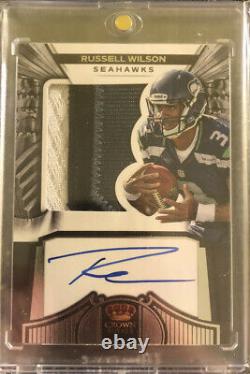 2012 Panini Crown Royale Russell Wilson Auto Autograph Patch Jersey RC Seahawks