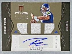 2012 Panini Momentum RUSSELL WILSON Rookie Triple Patch Relic RC Auto #509/599
