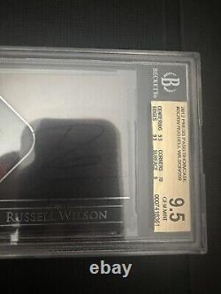 2012 Press Pass Showcase Russell Wilson Rookie Auto /299 BGS 9.5 RC