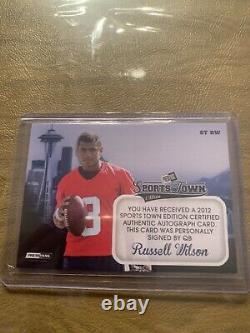 2012 Press Pass Sports Town Gold Foil RC Auto Russell Wilson /50 ST RW