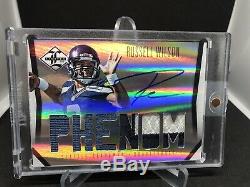 2012 Russell Wilson Limited #225 Auto Autograph Patch /299 Seahawks RC Rookie