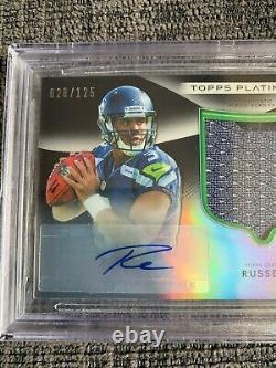 2012 Topps Platinum RUSSELL WILSON RC Jersey Patch Ref. BLACK Auto /125 BGS 9