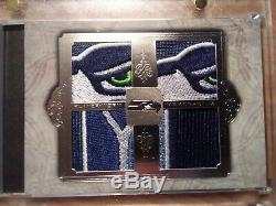 2012 Topps Russell Wilson Rookie Auto Team Logo Five Stars RPA /40