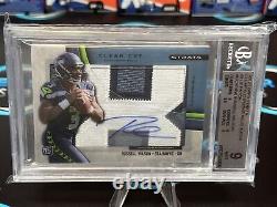 2012 Topps Strata RUSSELL WILSON #58/75 Clear Cut Rookie Patch Auto BGS 9/10