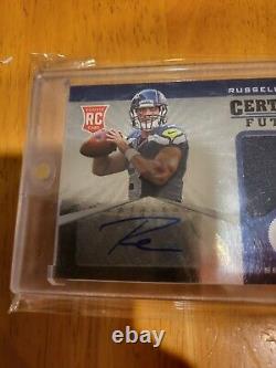 2012 Totally Certified Russell Wilson Future RC Rookie Jersey Patch Auto /175 QB