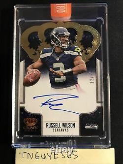 2013-14 Russell Wilson Crown Royale On Card Auto 12/15 Brand New Sealed Encased
