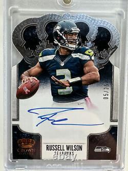 2013 Crown Royale Russell Wilson On Card Auto /25