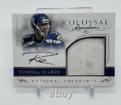 2016 Panini National Treasures Colossal Signatures Russell Wilson No. 30 Auto /10