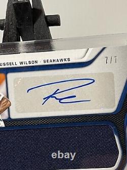 2019 Certified Fabric of the Game Signatures 7/7 Russell Wilson Auto Seahawks