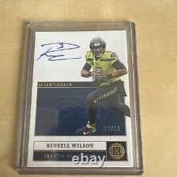 2021 Encased Russell Wilson on card Auto gold /10