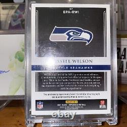 2021 Impeccable Extravagance Patch Autos Emerald SSP #1/3 Russell Wilson R6220J