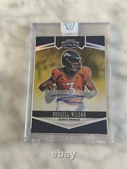 2022 Panini Honors Russell Wilson Gold Prizm Auto /2 Card 14 Broncos