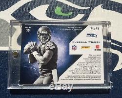 RUSSELL WILSON 2012 Absolute War Room Rookie Card RC AUTO JERSEY #4/49 MINT