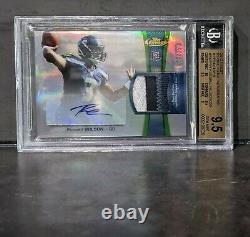 RUSSELL WILSON 2012 TOPPS FINEST RPA REFRACTOR #/250 BGS 9.5 AUTO 10 Signed RC