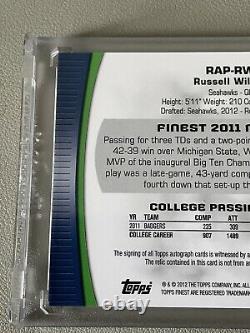 RUSSELL WILSON 2012 Topps Finest RPA ROOKIE PATCH AUTO #d 104/250 MINT