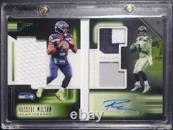 RUSSELL WILSON 2018 Panini Playbook football Patch auto book /10 NFL
