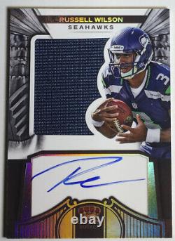 Russell Wilson 2012 Crown Royale Rookie Patch Auto /99 Holo Gold True Rpa