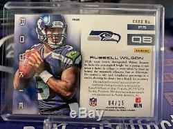 Russell Wilson 2012 Panini Limited Rookie Patch Auto Sea Hawks /25