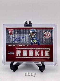 Russell Wilson 2012 Panini Totally Certified Red RC Rookie Jersey Auto SP /199