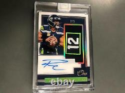 Russell Wilson 2019 Panini One & One Auto Autograph 12th Man Patch #2/3 Seahawks