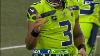Russell Wilson Dislocates His Finger Injured Rams Vs Seahawks