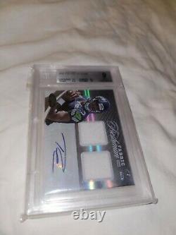 Russell Wislon'Rookie Patch Auto & SP' Card Lot withRefractors & Prizms. BGS