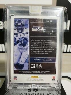 2019 Panini One Russell Wilson 12e Jersey Man Patch Auto # 3/3 Seattle Seahawks