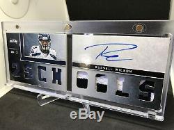 Russell Wilson 2012 Playbook Livret Rc Jersey Rookie Auto / 25 Seahawks Patch